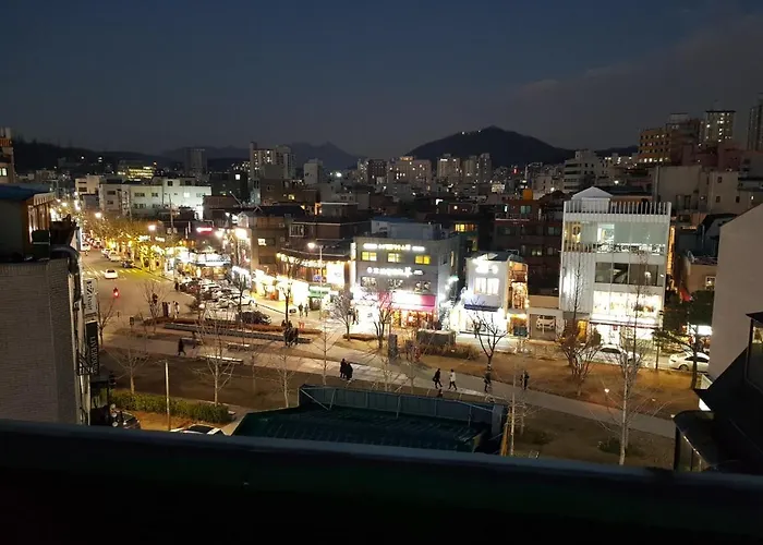 Yeonnam Nangman Rooftop * Seul